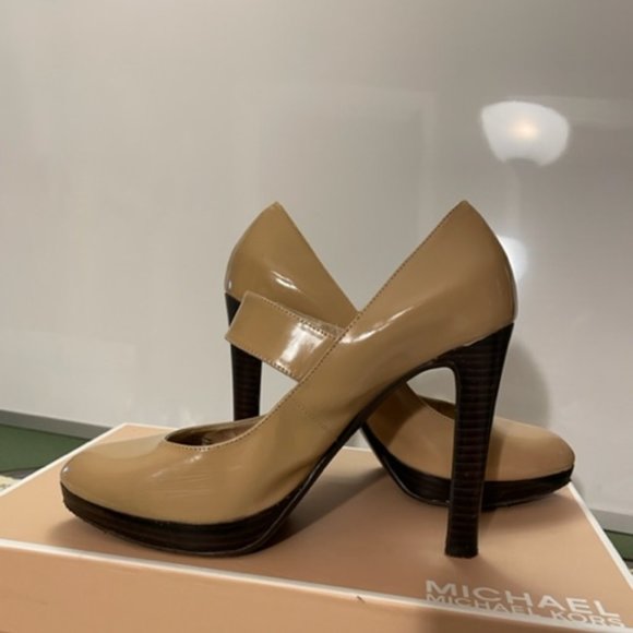 MICHAEL Michael Kors Davenport Mary Janes, Patent Leather, Size 8 - Picture 6 of 16